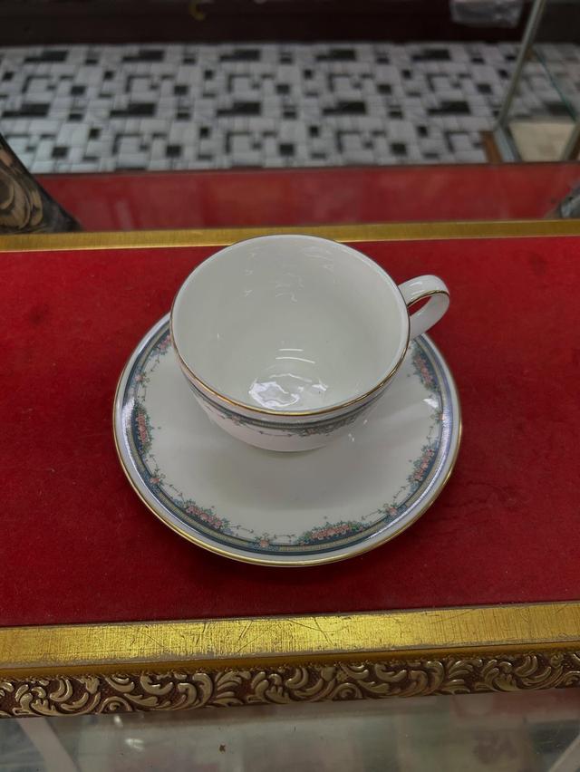 ชุดชา porcelain ปี 1988 made in England สภาพสมบูรณ์ 5