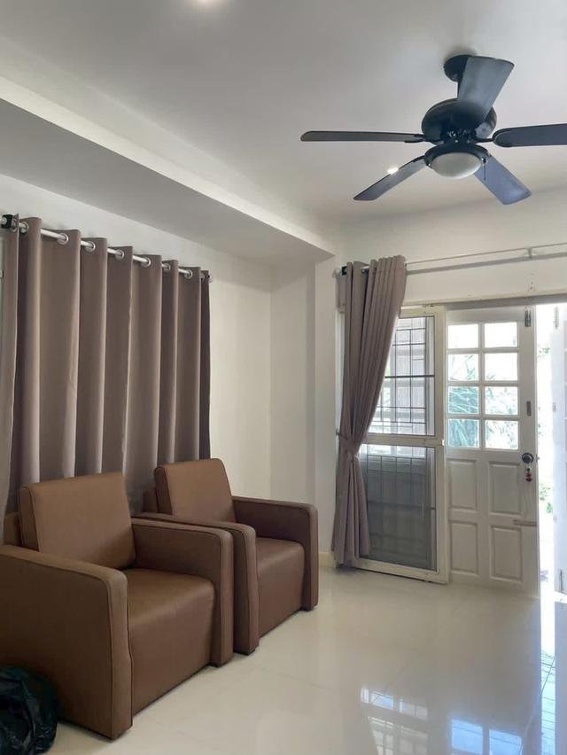 ให้เช่าบ้านเดี่ยวรามอินทรา ใกล้เซ็นทรัลอีสต์วิลล์ 4นอน 2น้ำ 2ที่จอดรถ ตกแต่งครบ พร้อมอยู่ 3