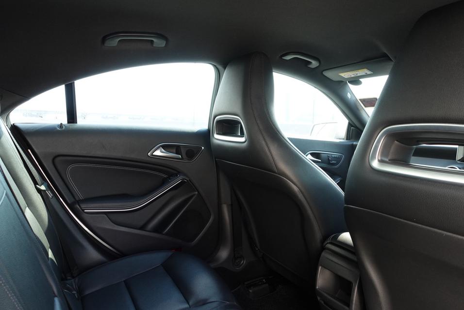 ⚠️ จองแล้ว ⚠️ BENZ CLA180 1.6 จดปี2016 คศ.2015 เปลี่ยนแบตและกรองเกียร์แล้ว รูปที่ 15