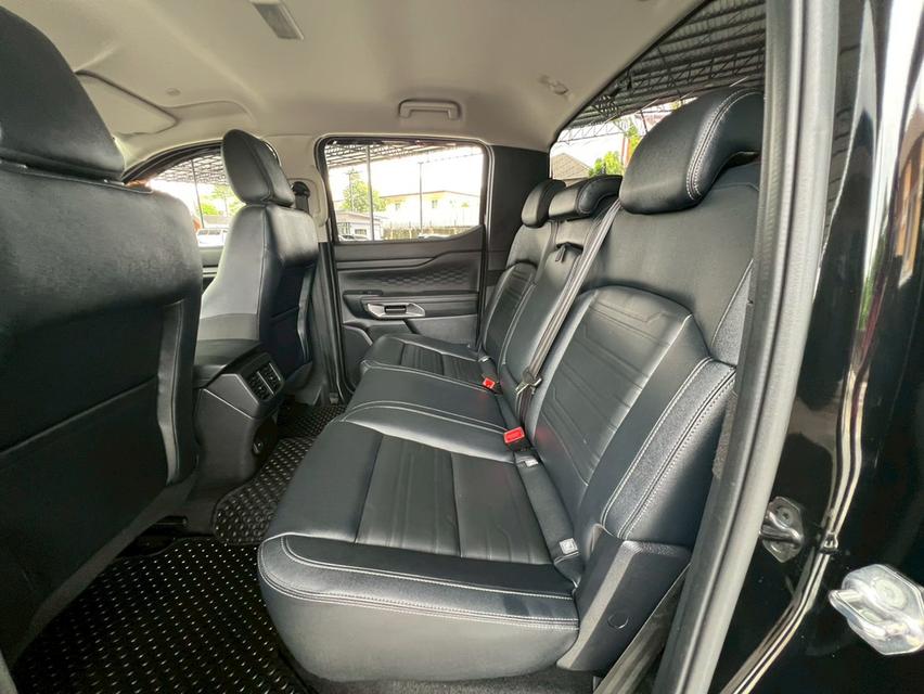 ปี 2022 FORD RANGER, 2.0 SPORT โฉม HI-RIDER DOUBLE CABสีดำ เกียร์ออโต้ เครื่องดีเซล ขับ2 12