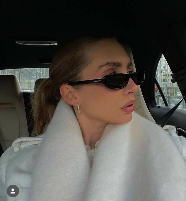 แว่นกันแดดYSL 18