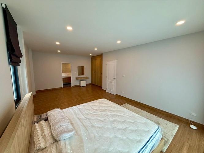 U1411 ให้เช่าบ้านเดี่ยว 2 ชั้น หมู่บ้านเซนโทร วิภาวดี โครงการ Centro vibhavadee ใกล้โรงเรียนนานาชาติฮาโรลด์ วิภาวดี บ้านใหม่ บ้านพร้อมเฟอร์ครบ ทำเลดีเ 20