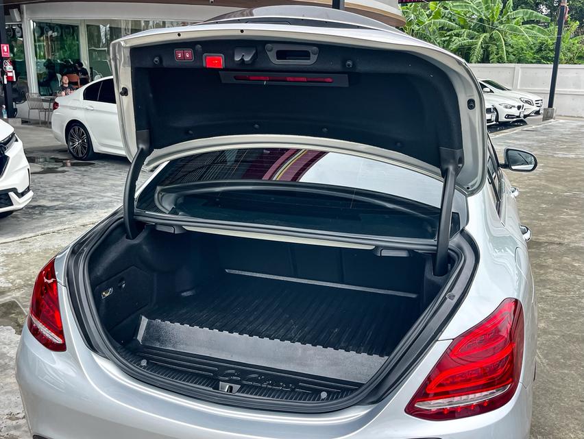 Benz C350e Amg ปี18 17