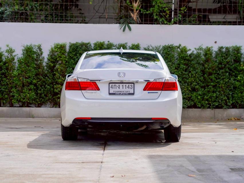 Homda Accord 2.0Hybrid ปี15 6