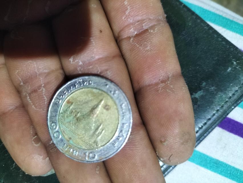 เหรียญ10/2537ราคา3500