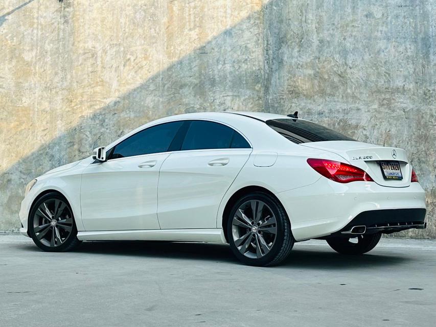 2017 BENZ CLA200 โฉม W117  2