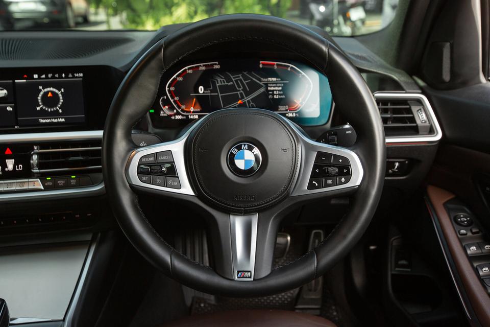 “BMW 320d M Sport“ ปี 2020 รูปที่ 4