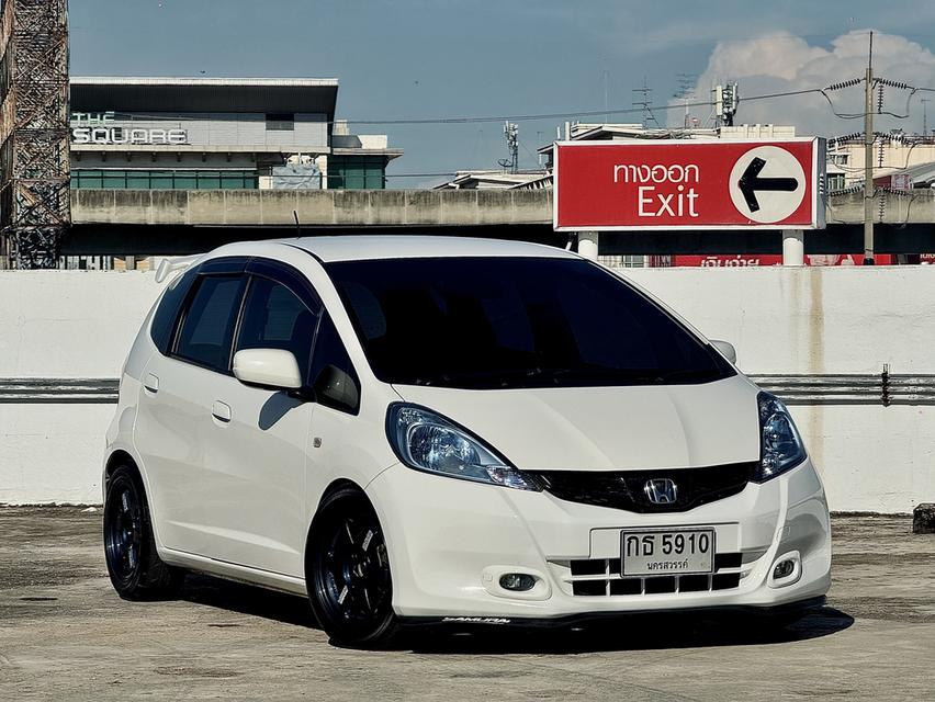 HONDA JAZZ GE 2011 AUTO V IVTEC