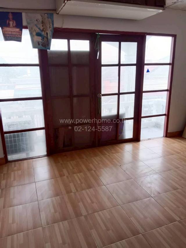 ทาวน์เฮ้าส์ 3 ชั้น ซอยพหลโยธิน 56 ใกล้โรงพยาบาล บี.แคร์ เมดิคอลเซ็นเตอร์ ถนนพหลโยธิน แขวงสายไหม เขตสายไหม กรุงเทพมหานคร 9