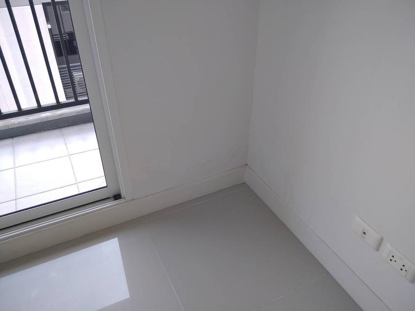 เจ้าของขายเอง !!! คอนโดเงินเหลือ 100,000+ ลาดพร้าว รามคำแหงติด BTS 7