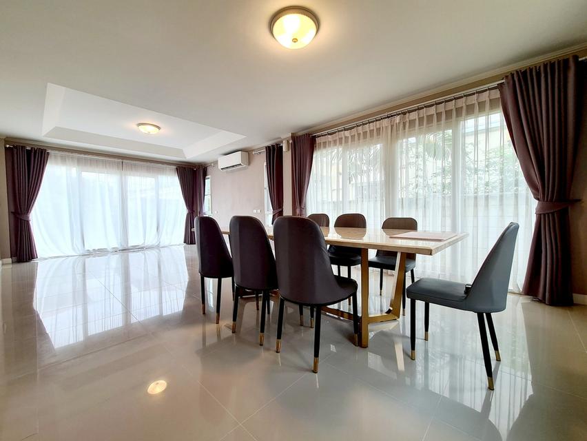 ขายบ้านเดี่ยว 2 ชั้น หมู่บ้านศุภาลัยพาร์ควิลล์ร่มเกล้า-สุวรรณภูมิ 3 ห้องนอน 3 ห้องน้ำ 1 ห้องครัว และ 1 ห้องรับแขก จอดรถได้ 2-4 คัน เจ้าของขายเองสภาพดี 6