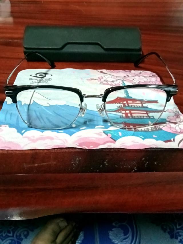แว่นตา Smart vision เลนส์ transition ปรับสี อัตโนมัติ เมื่อถูกแสงUV กรองแสงสีฟ้า