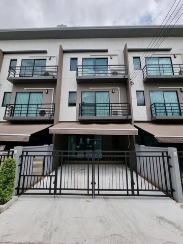 ให้เช่าทาวโฮม3ชั้น ใกล้จุดขึ้น-ลงทางด่วนรามอินทรา-อาจณรงค์ บ้านกลางเมือง รามอินทรา (ซ.กาญจนาภิเษก6/1) 1