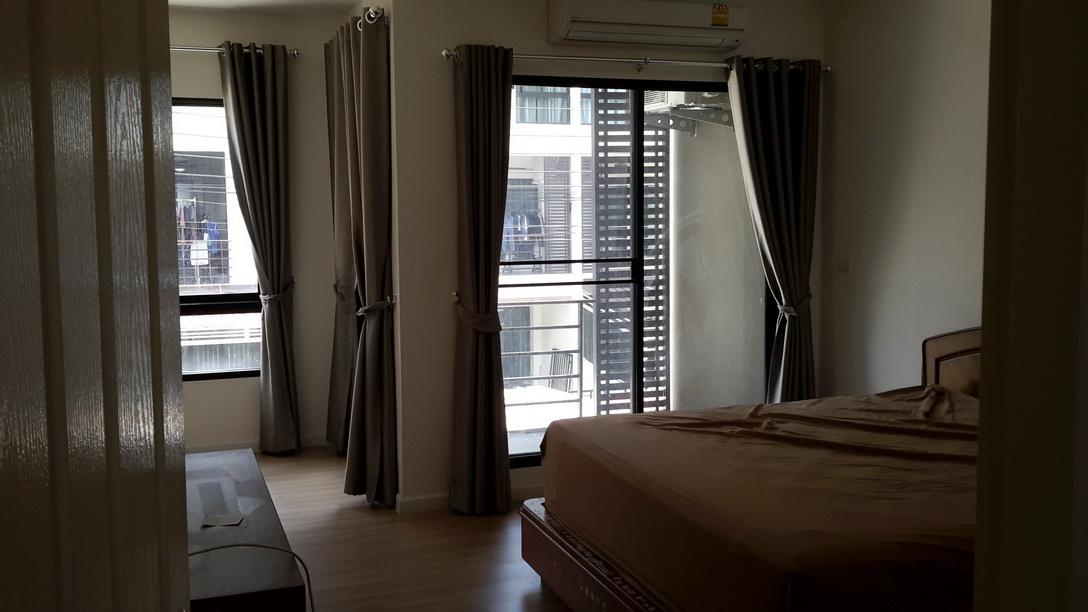 ขาย / เช่า ทาวน์โฮม 3 ชั้น หมู่บ้านซิกเนเจอร์ บางบอน เอกชัย 3