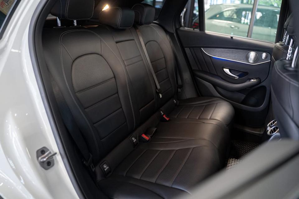 Mercedes-Benz GLC 300e 4Matic AMG Dynamic ปี 2022 เลขไมล์ 32,xxx km. 12