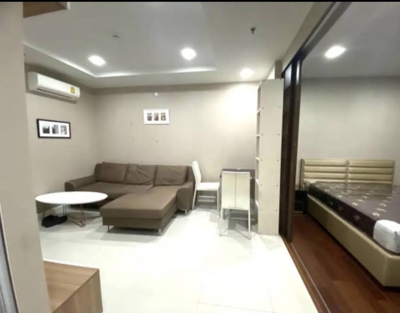 คอนโดให้เช่า For Rent 12