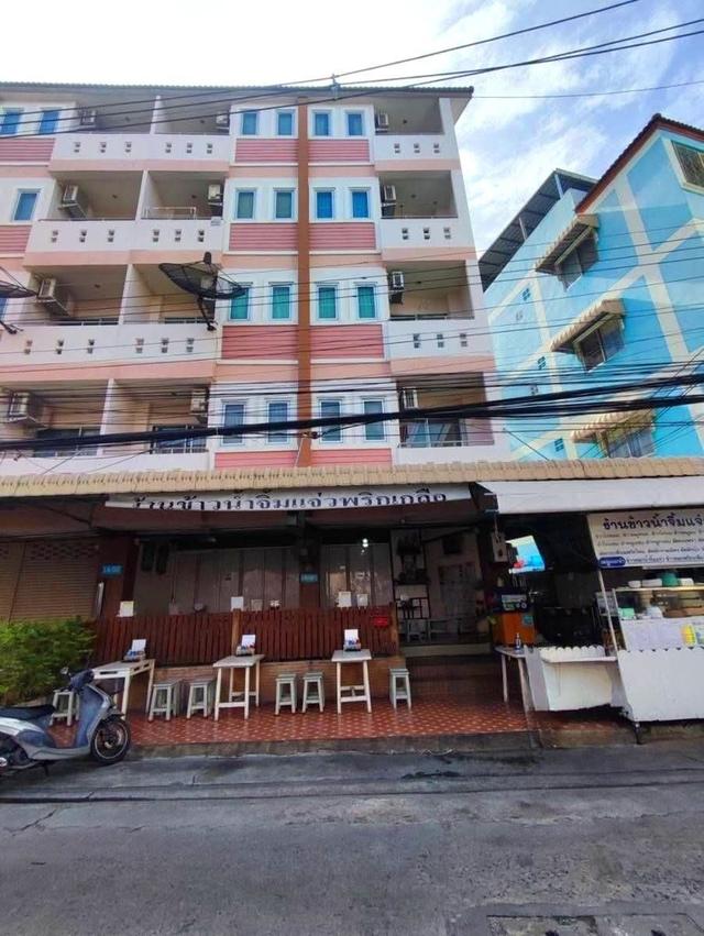 ขายหอพัก และ กิจการร้านอาหาร ติดม.บูรพา บางแสน ชลบุรี 1