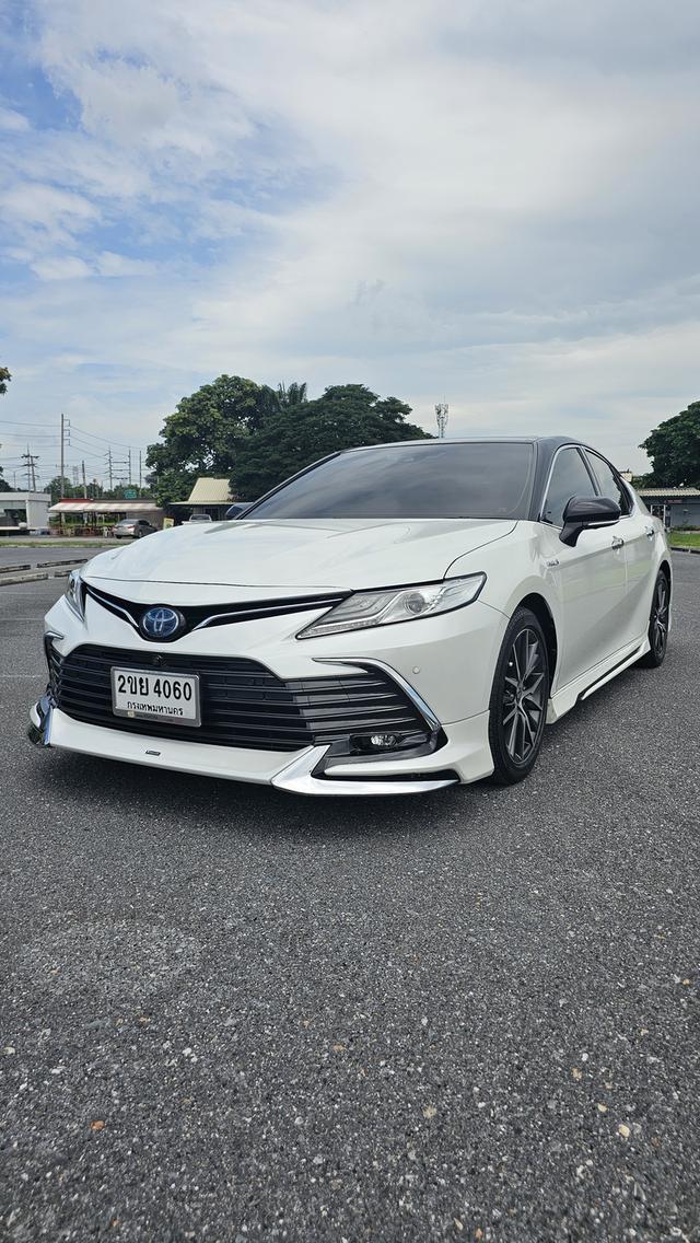 Toyota camry 2.5 HEV Premium Luxury 2022 2