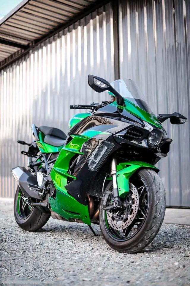 ส่งต่อ Kawasaki Ninja H2R 1