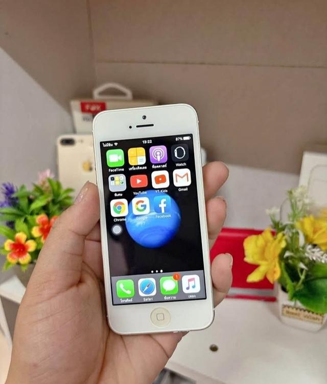 iPhone 5  สภาพใหม่