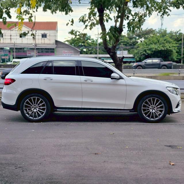 รหัสรถ BAC155 Mercedes-Benz GLC 250d 4MATIC AMG Dynamic 5