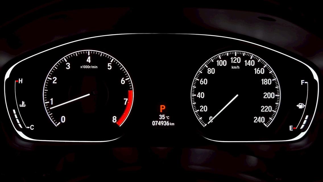 ขาย Honda Accord 1.5EL ปี19 7