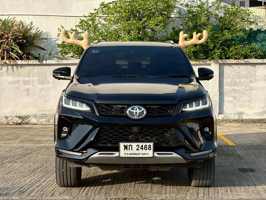 Toyota Fortuner 2.4 Legender 2WD ปี 2021 3