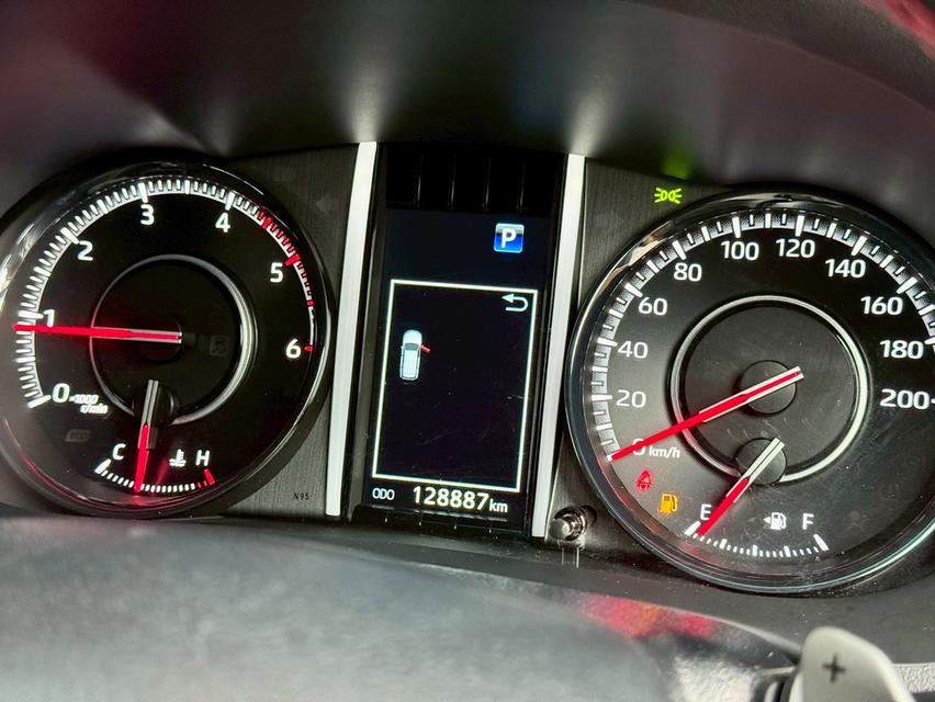 Toyota Fortuner 2.8GR Sport 4wd ปี22 รูปที่ 7