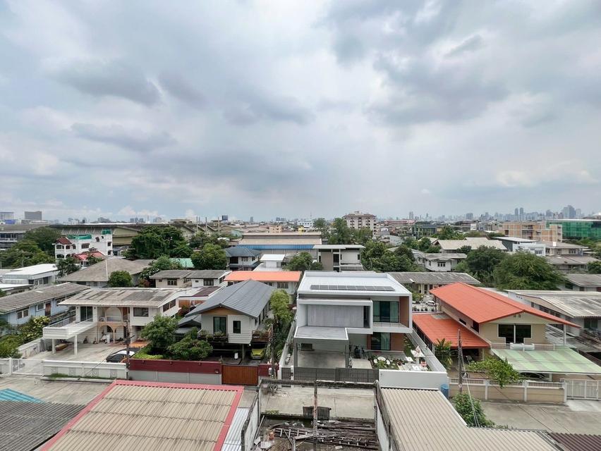 ชีวาทัย ฮอลล์มาร์ค ลาดพร้าว–โชคชัย 4 เฟส 2 (คอนโด)  9
