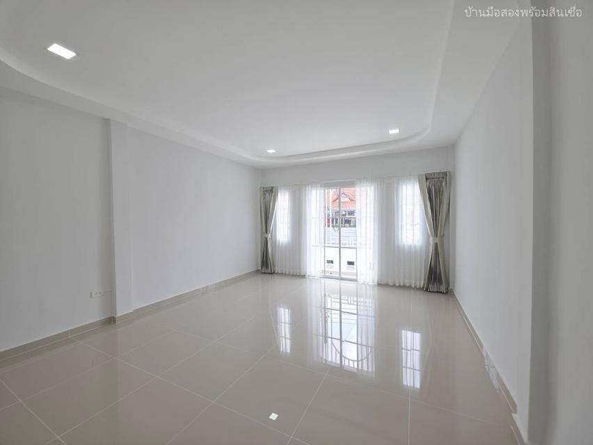 หมู่บ้านเคซี 5 พระยาสุเรนทร์ 40 15