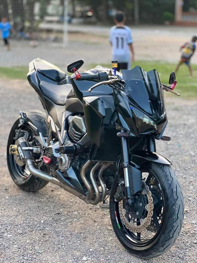 Kawasaki Z800 2