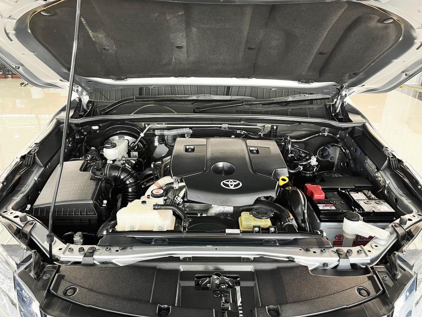 Toyota Fortuner 2.4 V (ปี 2018) SUV AT - 2WD รถสวย สภาพดี ไมล์น้อย ฟรีดาวน์ รอครอบครัว 7 ที่นั่ง 6