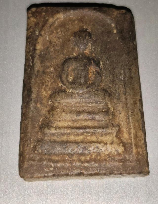 พระเครื่องเก่าที่หน้าสะสมเก็บใว้