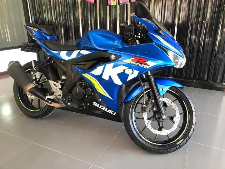 ส่งต่อรถมอเตอร์ไซค์สวยๆ Suzuki GSX-R150