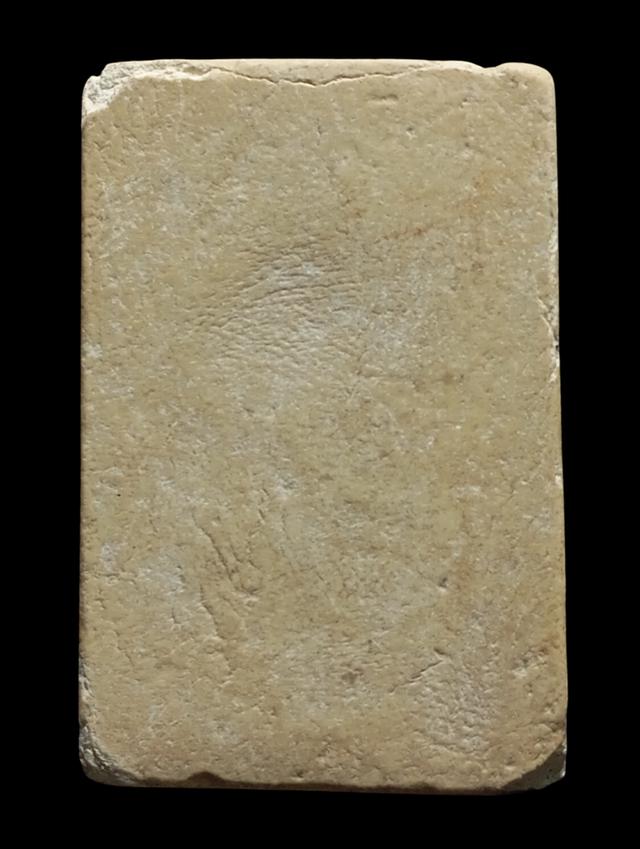 เปิดพระผงน้ำมันเก่าพิมพ์ปรกโพธิ์ 18 ใบไม่ทราบที่ชอบทักได้ครับ รูปที่ 2