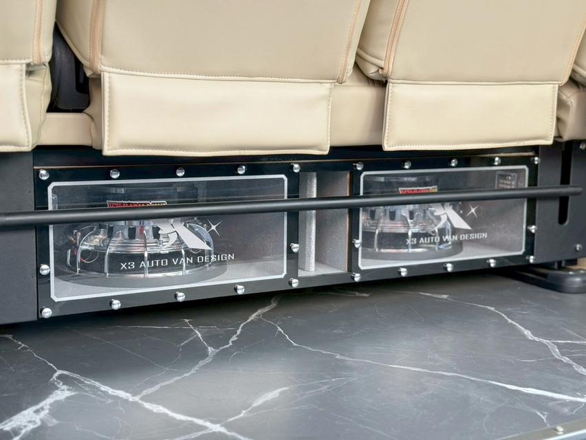 TOYOTA COMMUTER 2.8 Premium ป้ายแดง รูปที่ 19