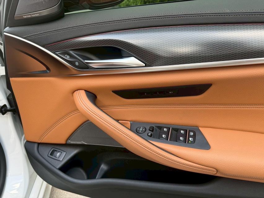 BMW 520d Msport ปี22 รูปที่ 19