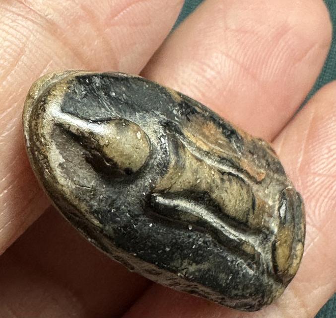 องค์ละ1850🙏พระกำแพงเปิดโลกยืนตอ เนื้อผ่านดำเขียว🙏พระกำแพงลีลาเม็ดขนุน รูปที่ 6