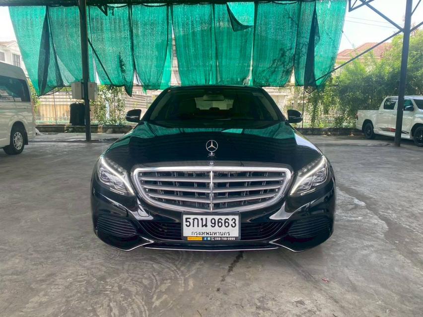 MERCEDES BENZ C-CLASS 350e EXCLUSIVE W205 เกียร์ AT ปี 2016 สีดำ เบนซิน HYBRIDเลขไมล์ 85,676 กม.ราคา 499,000 บาทโทร 09296998996B448