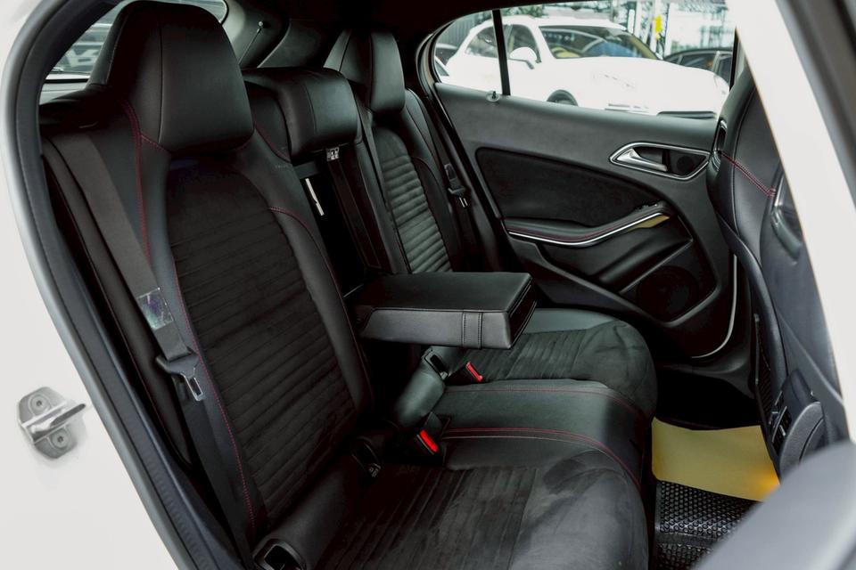 รหัสรถ CBL5159 Mercedes-Benz GLA250 2.0 AMG Dynamic W156 AT 2020 รูปที่ 12