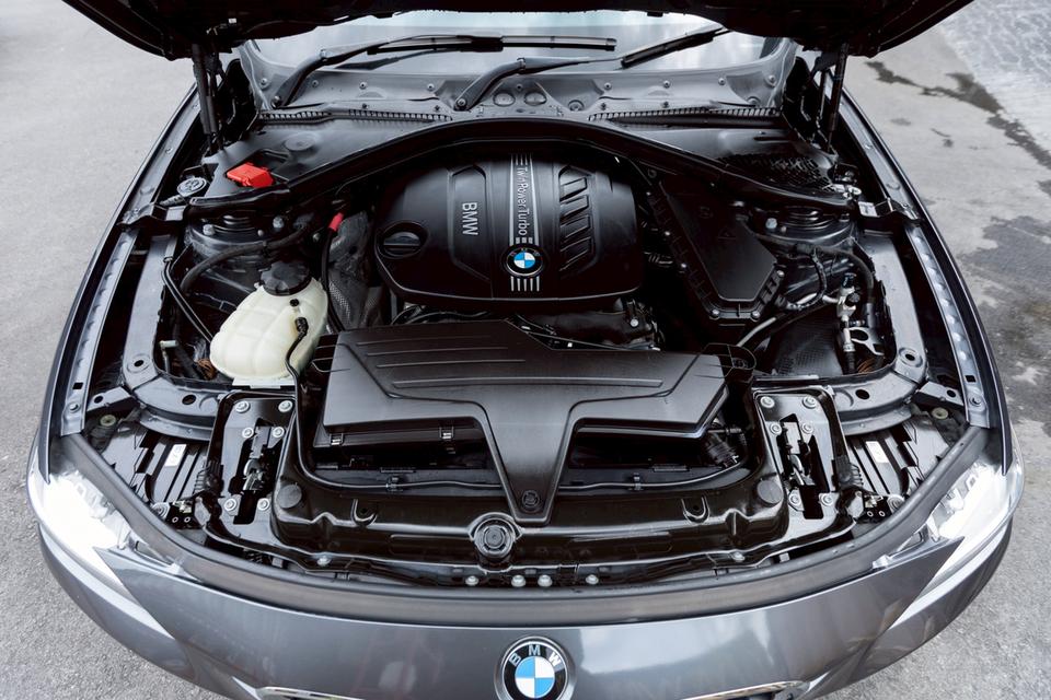 BMW 320d Sport F30 ไมล์ 89,000 กม. โทร.0922639576 เอ๋