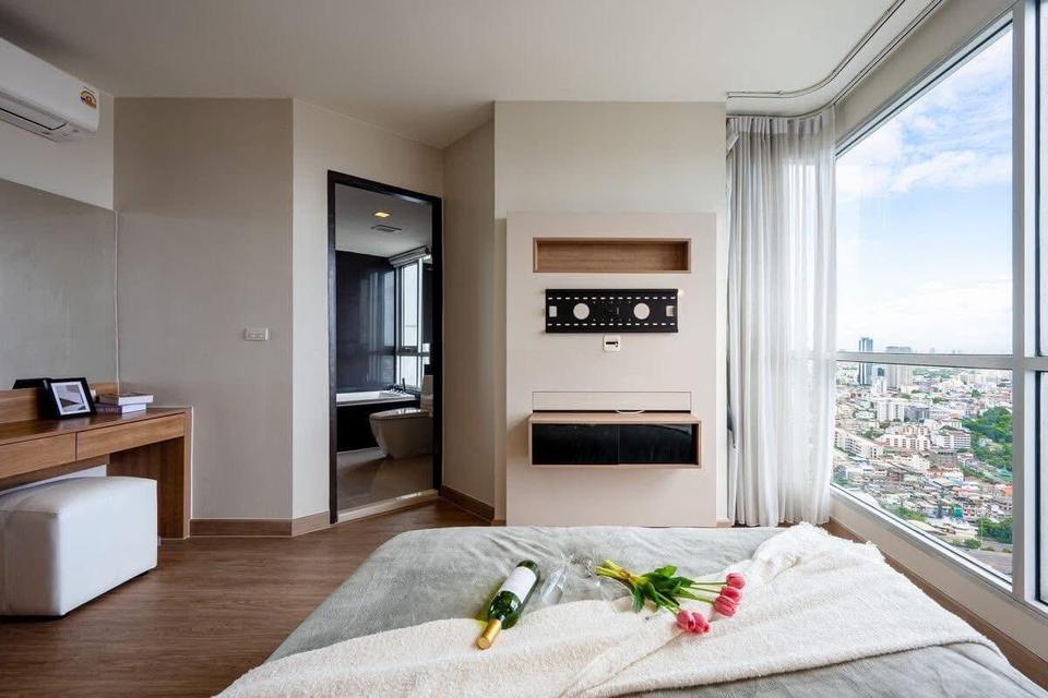 ลดราคา! ขาย/ให้เช่า คอนโด Rhythm Sathorn ห้อง Combine หรู 85.29 ตร.ม. วิวโค้งเจ้าพระยา 180° ชั้น 38 ติด BTS สะพานตากสิน 4