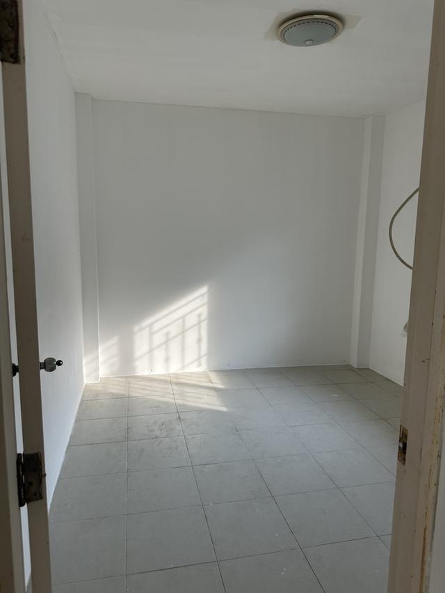 ขายบ้าน หมู่บ้านสบาย ปภาวรินท์ นครปฐมสาย5 วัดไร่ขิง36 7