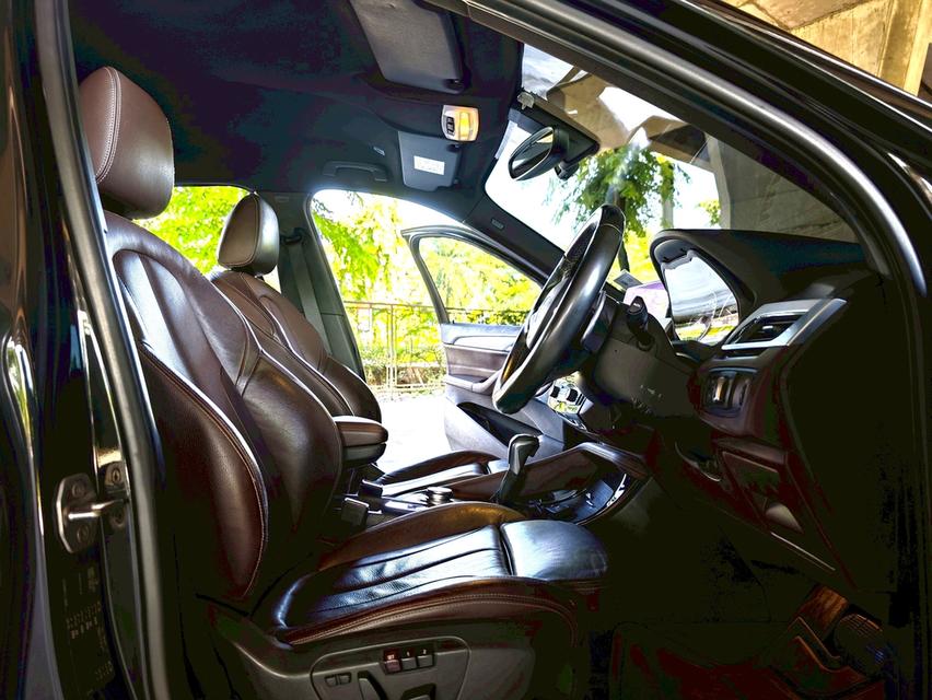ขายรถ BMW X1 2.0 sDrive 1.8d M Sport ปี 2017 สีดำ เกียร์ออโต้ 9