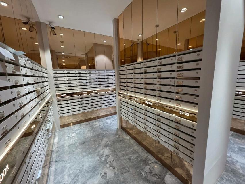 ขายคอนโดหรู Knightsbridge Prime Sathorn 19