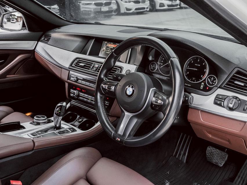 รหัสรถ 67GG4265 🔥 BMW 520d M Sport ปี 2017 (F10 LCI – Minorchange) 🔥 15