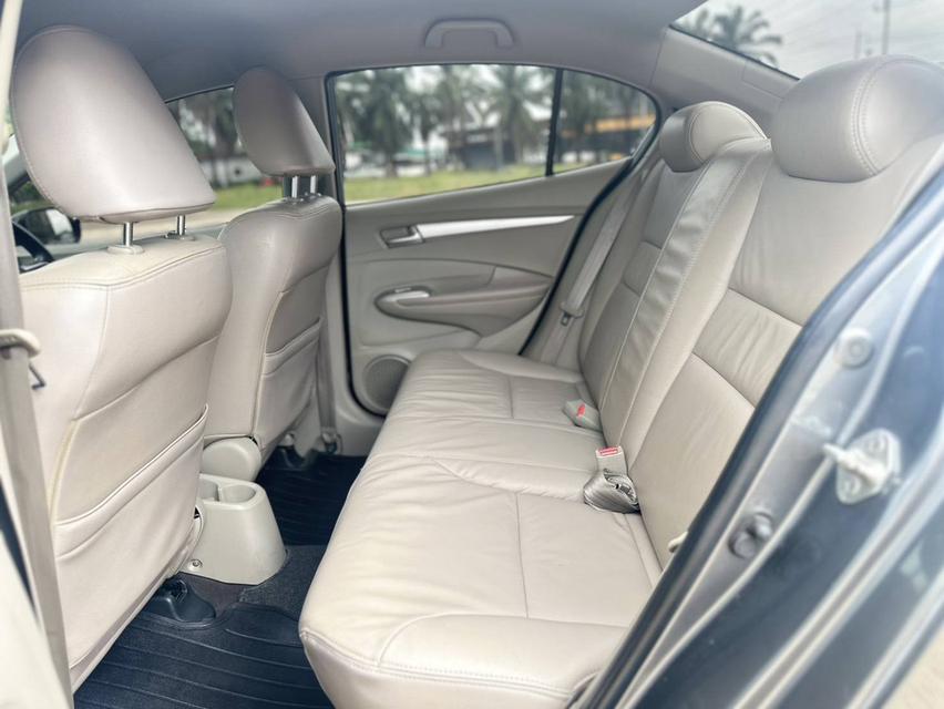 Honda City 1.5V ปี 2010  ไม่เคยแก๊ส 11