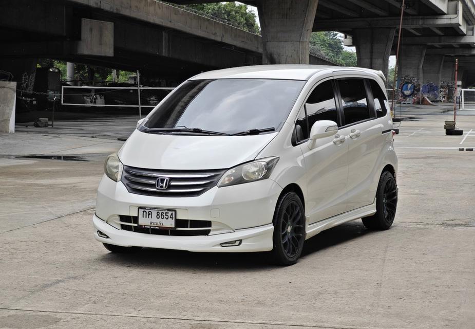 Honda FREED 1.5 E AT ปี 2013 2