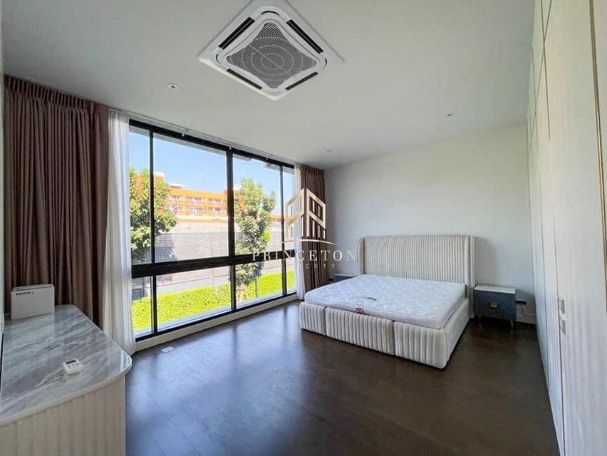 ให้เช่าบ้านหรู โครงการ บูก้าน กรุงเทพกรีฑา บ้านเดี่ยวระดับ Super Luxury จาก แสนสิริ 15