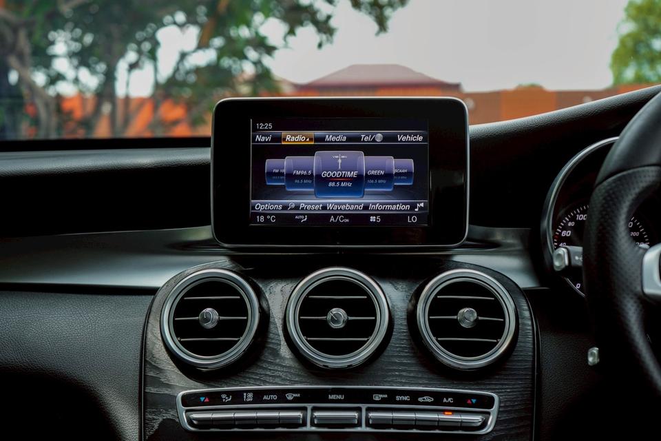 รหัสรถ CBL4623 Mercedes-Benz GLC250d 2.1 AMG 4MATIC W253 AT 2016 17